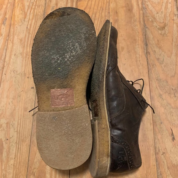 UGG Men’s Size 9 Brown Leather Brogue Oxfords Crepe‎ Soles main image 5